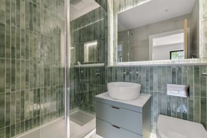 Photo 32- click for photo gallery